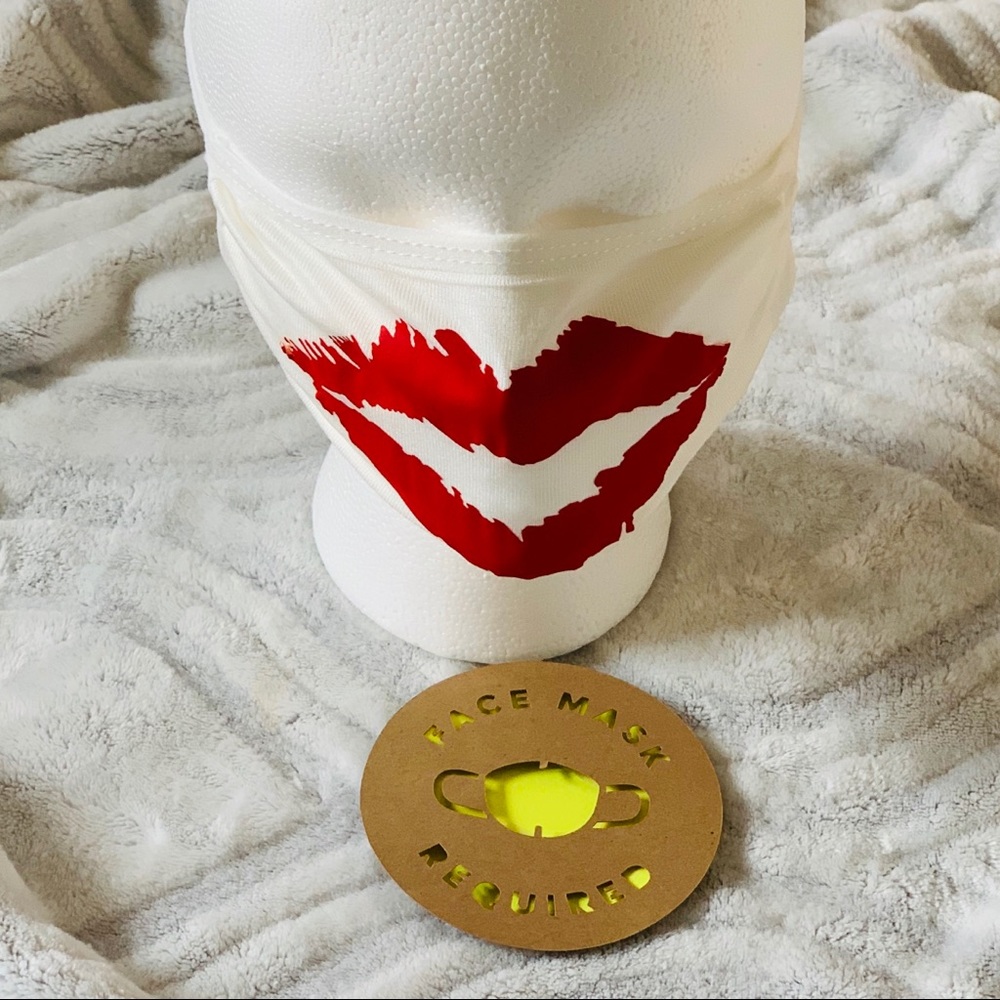 Breathable Women’s Face Mask